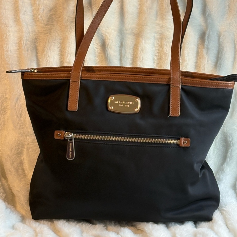Michael Kors Black and Brown Tote Bag Classic Design - Picture 1 of 12